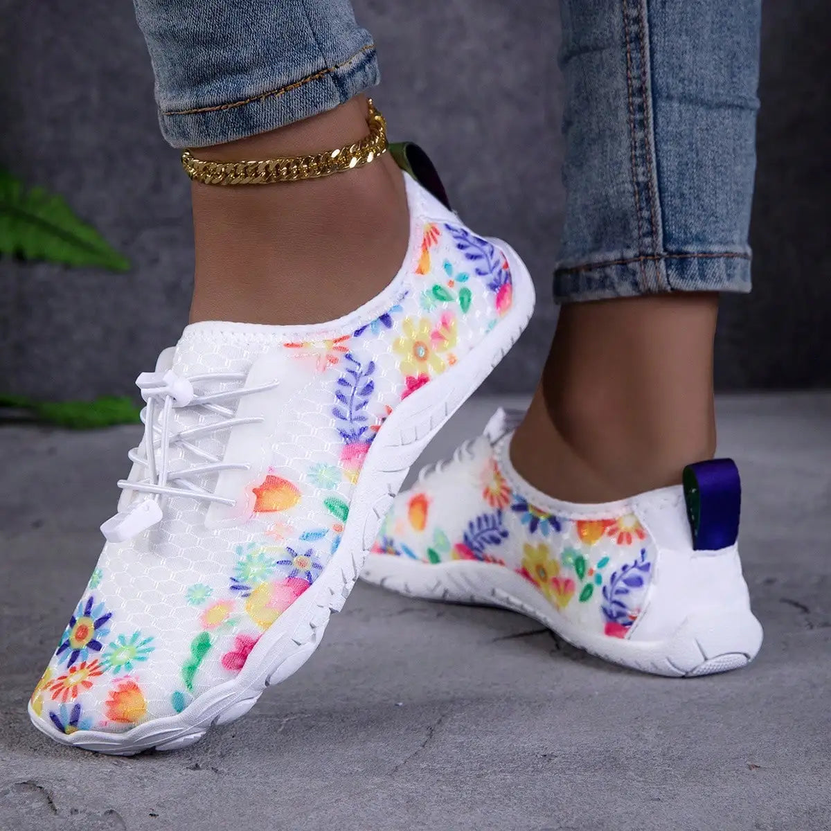 Women Floral Water Shoes Quick Dry Barefoot Beach Swim Shoes Anti-slip Soft Aqua Socks for Pool Yoga Surf Walking Outdoor